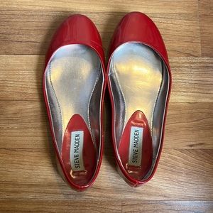 Steve Madden Red Flats